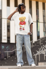 Oversize Unisex T-shirt Beyaz 'Soccer Player Bear' Baskılı