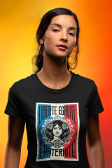 Kadın T-shirt Siyah 'Özgürlük Eşitlik Kardeşlik' Baskılı
